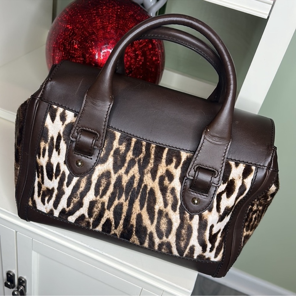 Authentic Gucci Handbag - Picture 7 of 16